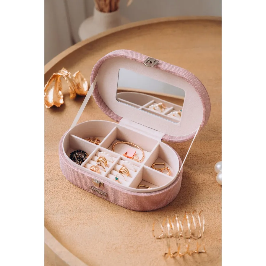 Szkatułka na biżuterię w kolorze łososiowym, zamykana zatrzaskiem - Peterson