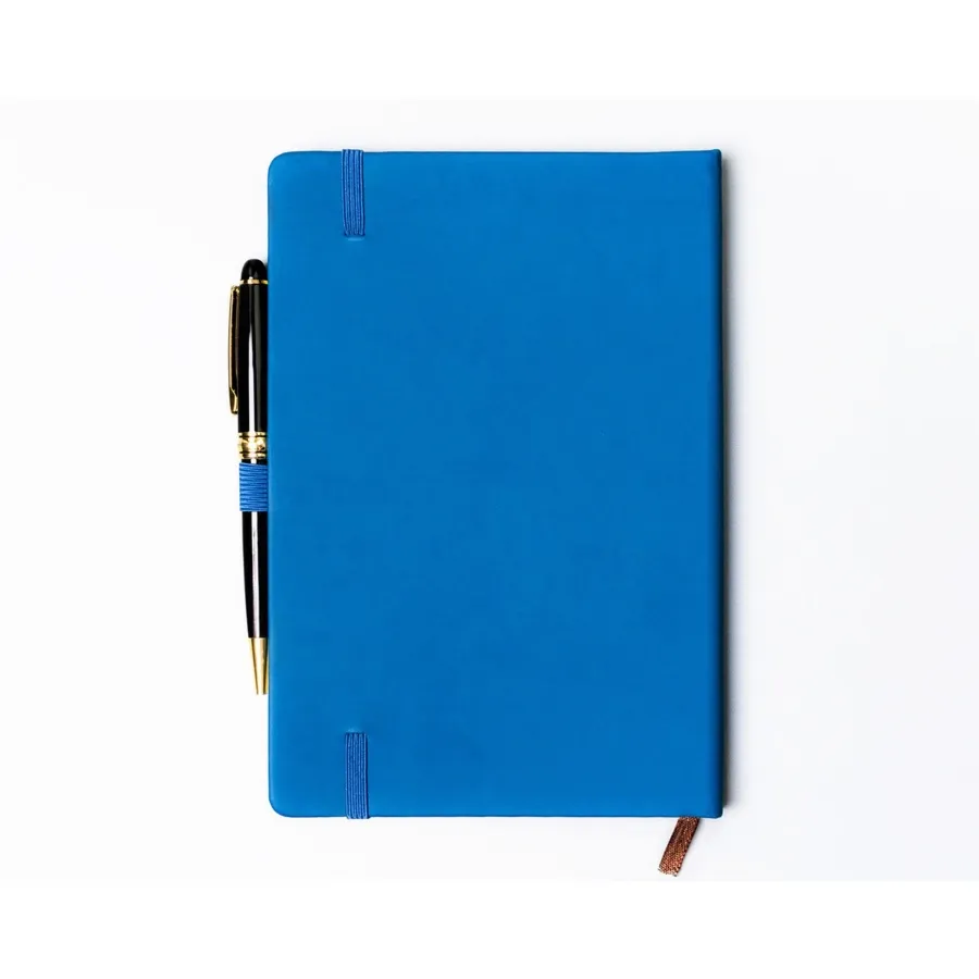 Niebieski notes w twardej oprawie zadrukowany w kropki - Peterson