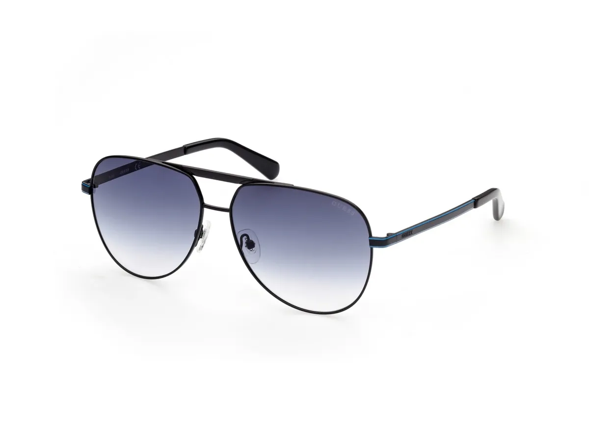 Okulary GUESS GU00027-6102W. Okulary przeciwsłoneczne, Kolor czarny. Mężczyzna.