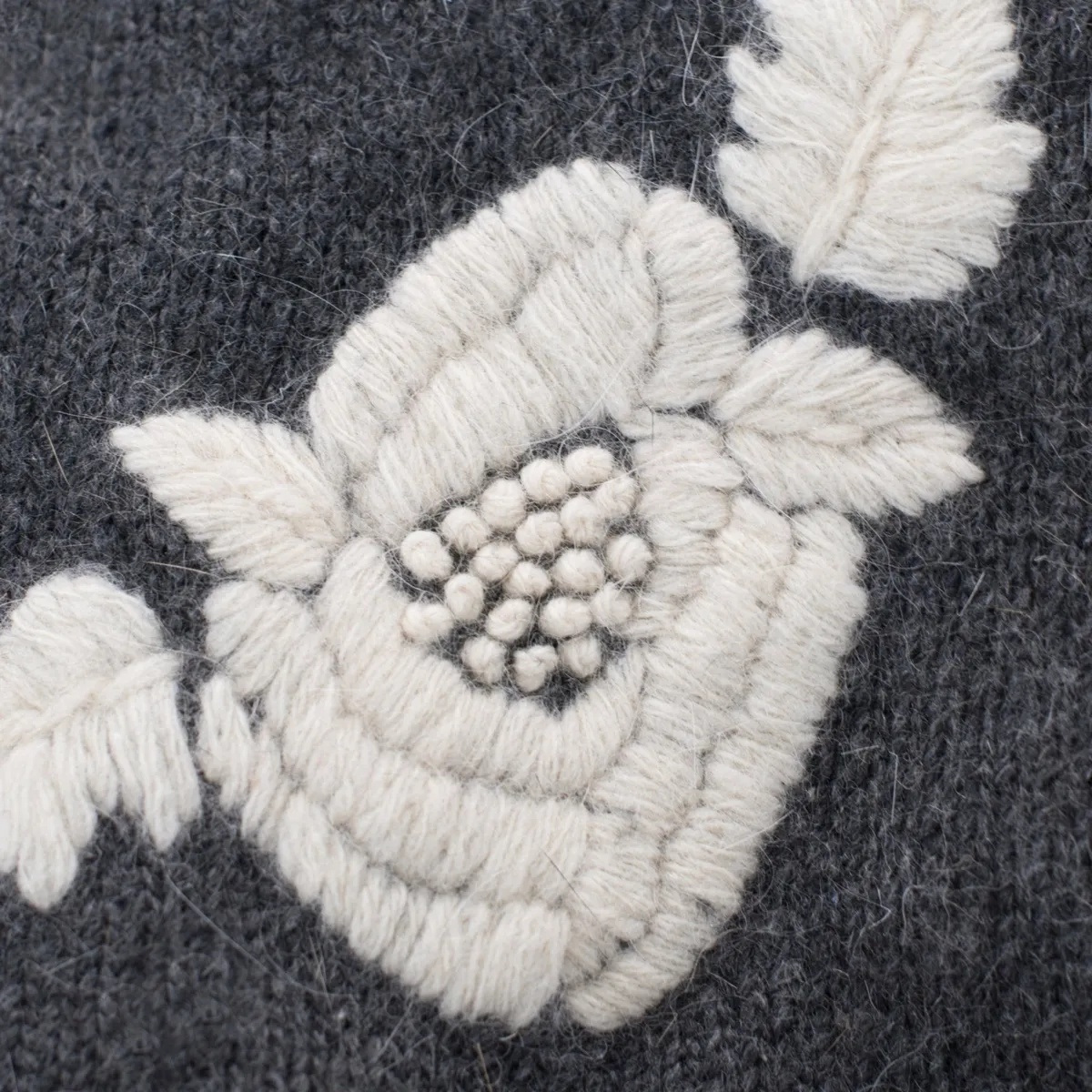 Czapka Haftowany Kwiat