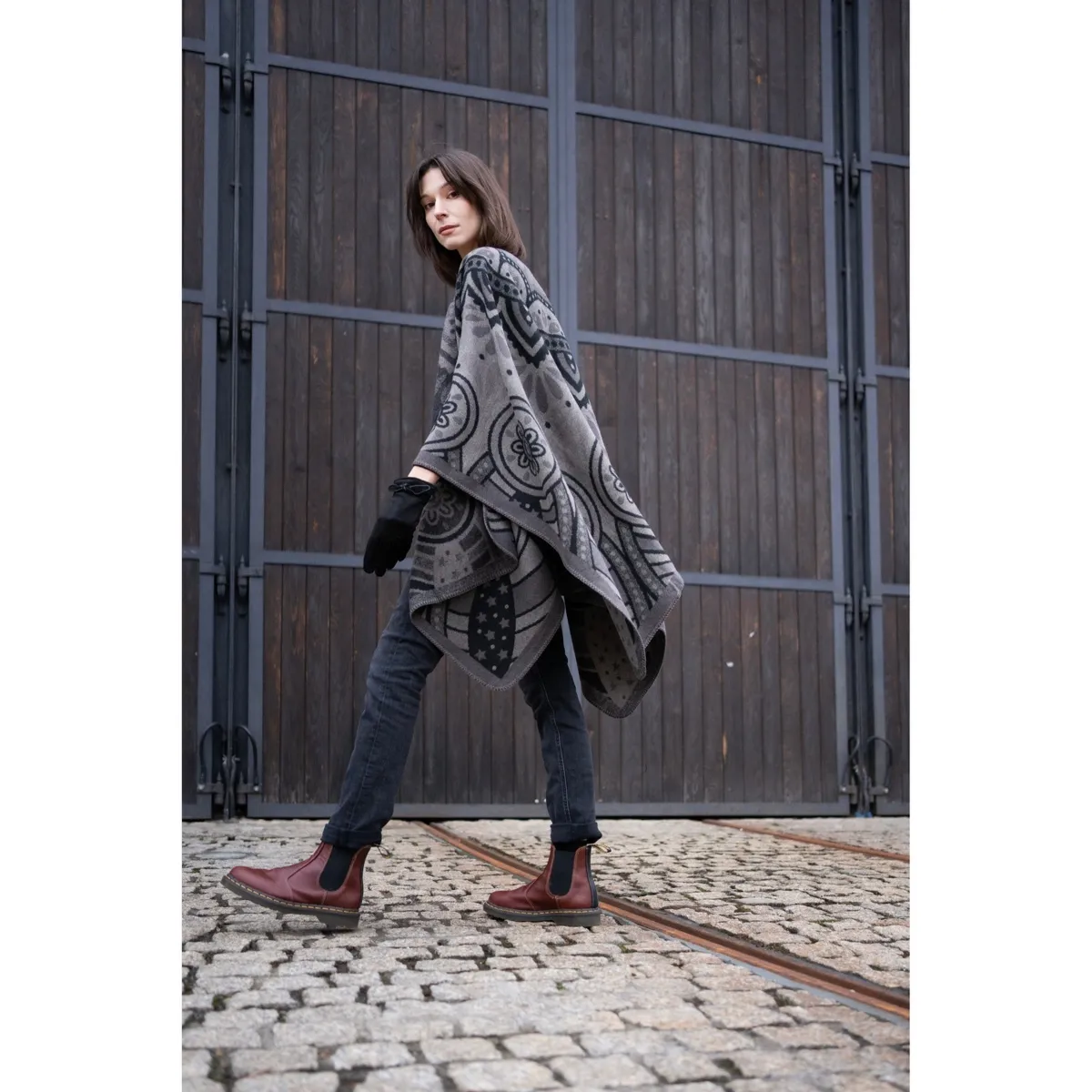 Ponczo Paisley Winter