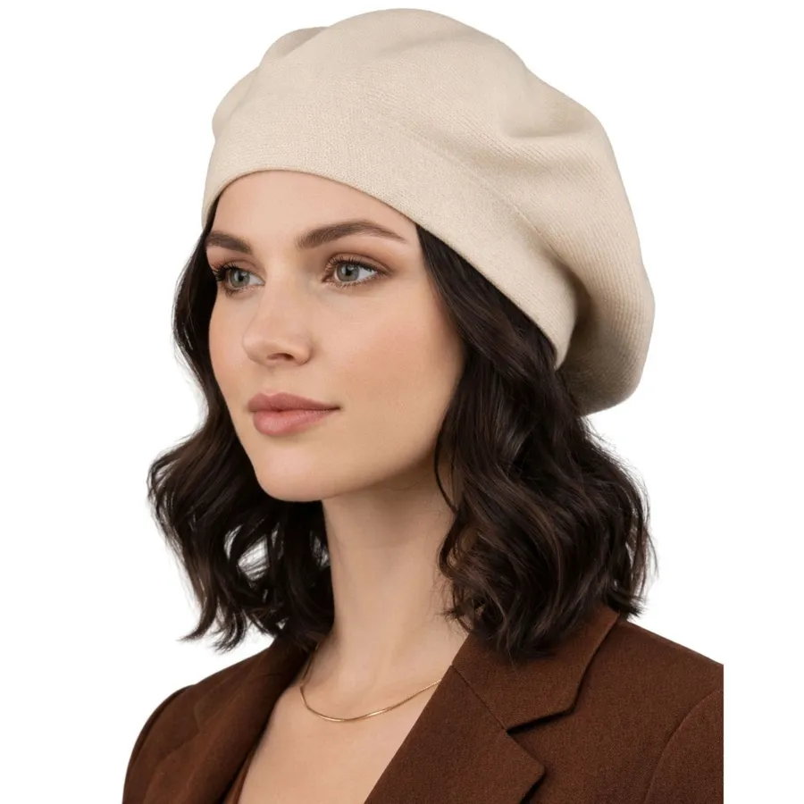 Uniwersalny beret damski wykonany z akrylu w jasnobeżowym kolorze - Peterson