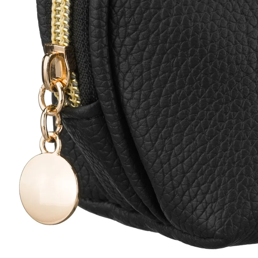 Czarna kosmetyczka ze skóry ekologicznej zamykana suwakiem - Rovicky