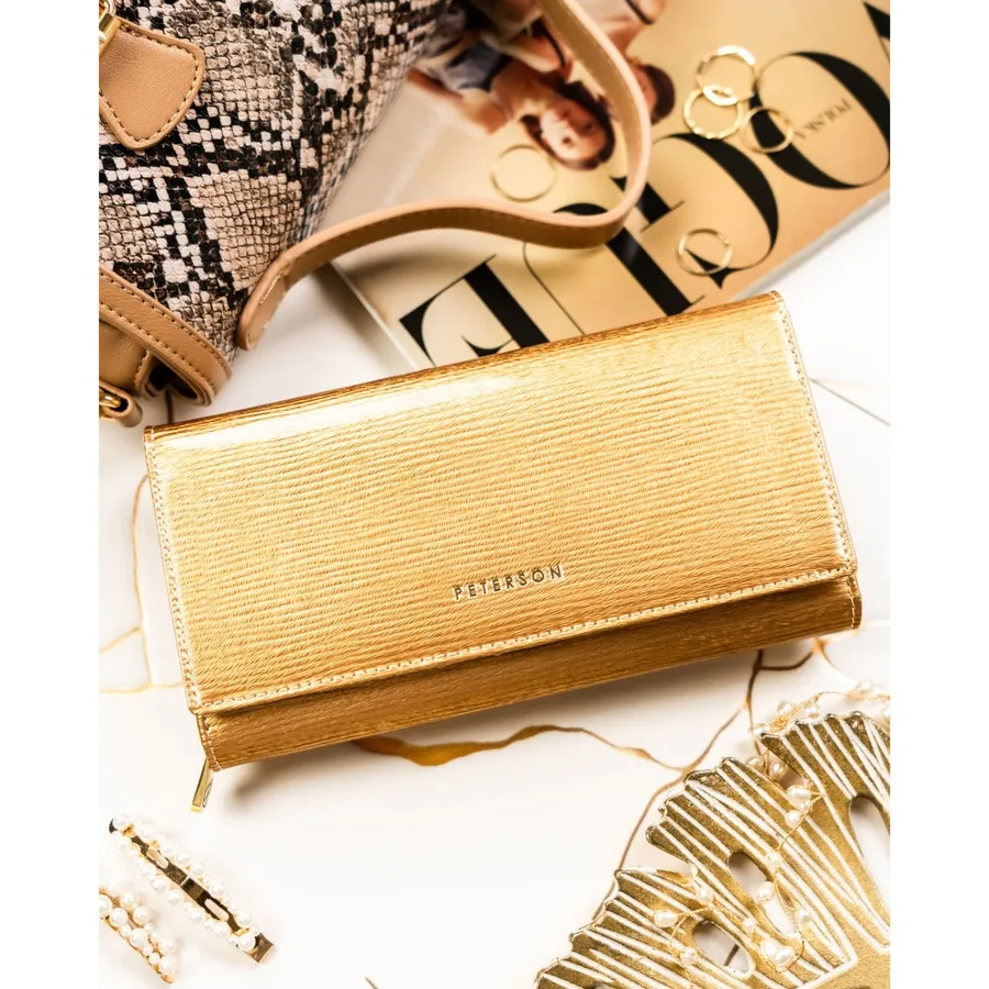 Duży, złoty portfel damski ze skóry naturalnej zamykany na zatrzask - Peterson
